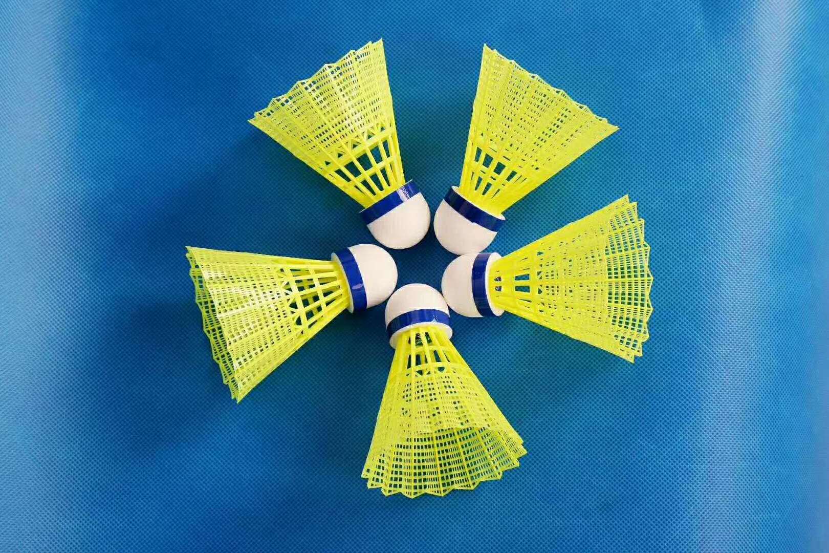 2020 Top sale durable class A fiber 3/2 layers cork buy badminton brand nylon badminton shuttlecocks china