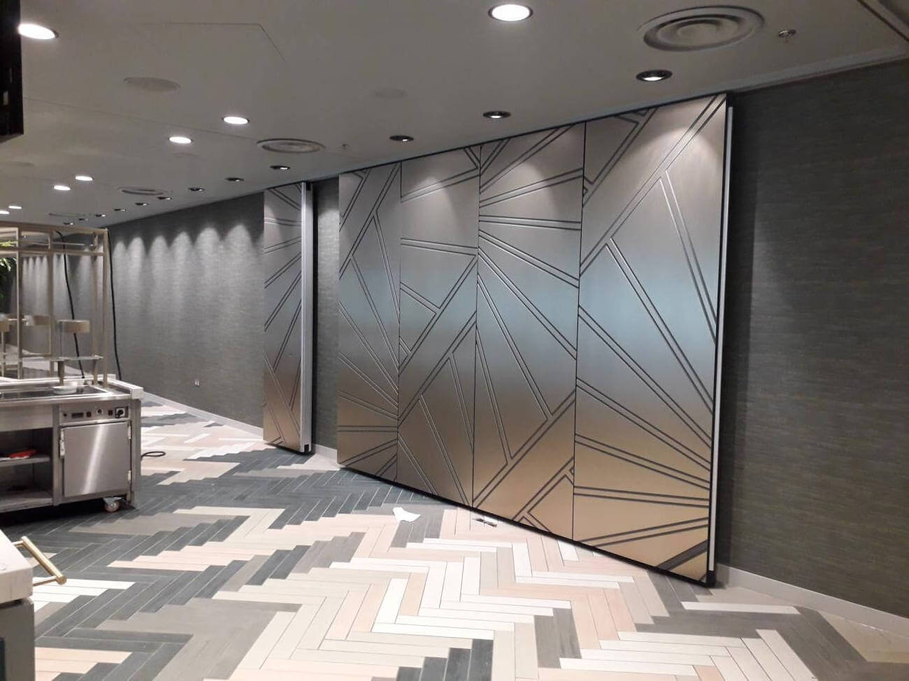 Customized finishes soundproof room divider sliding folding partition operable wall with ceiling track