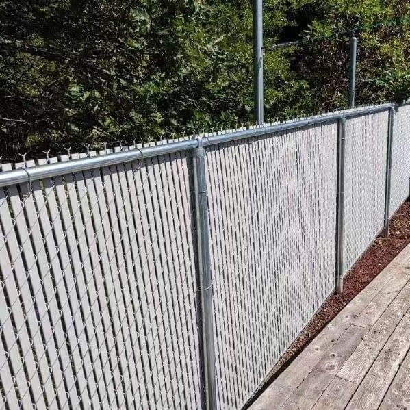 Ridged Slats wave slat bottom lock Vertical Privacy tube Slats Chain Link Fence Green Vinyl wings for Fence honeycomb wire mesh