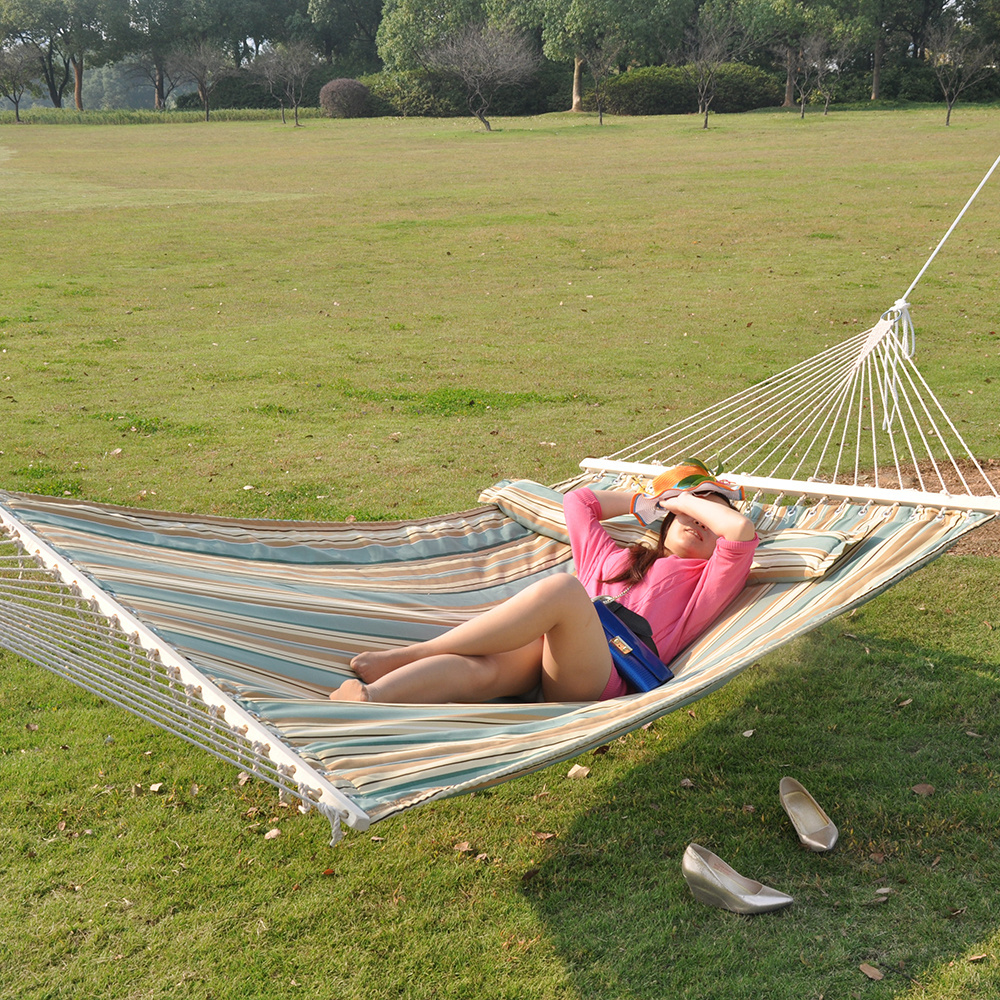 Quilted fabric hammock and removable pillows double hammock is perfect for outdoor outdoor courtyard courtyard beach