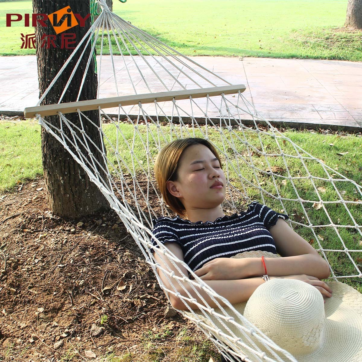 Garden Outdoor Hand-woven Mesh Double Hammock Cotton Rope Net Hanging Hammock With Wooden