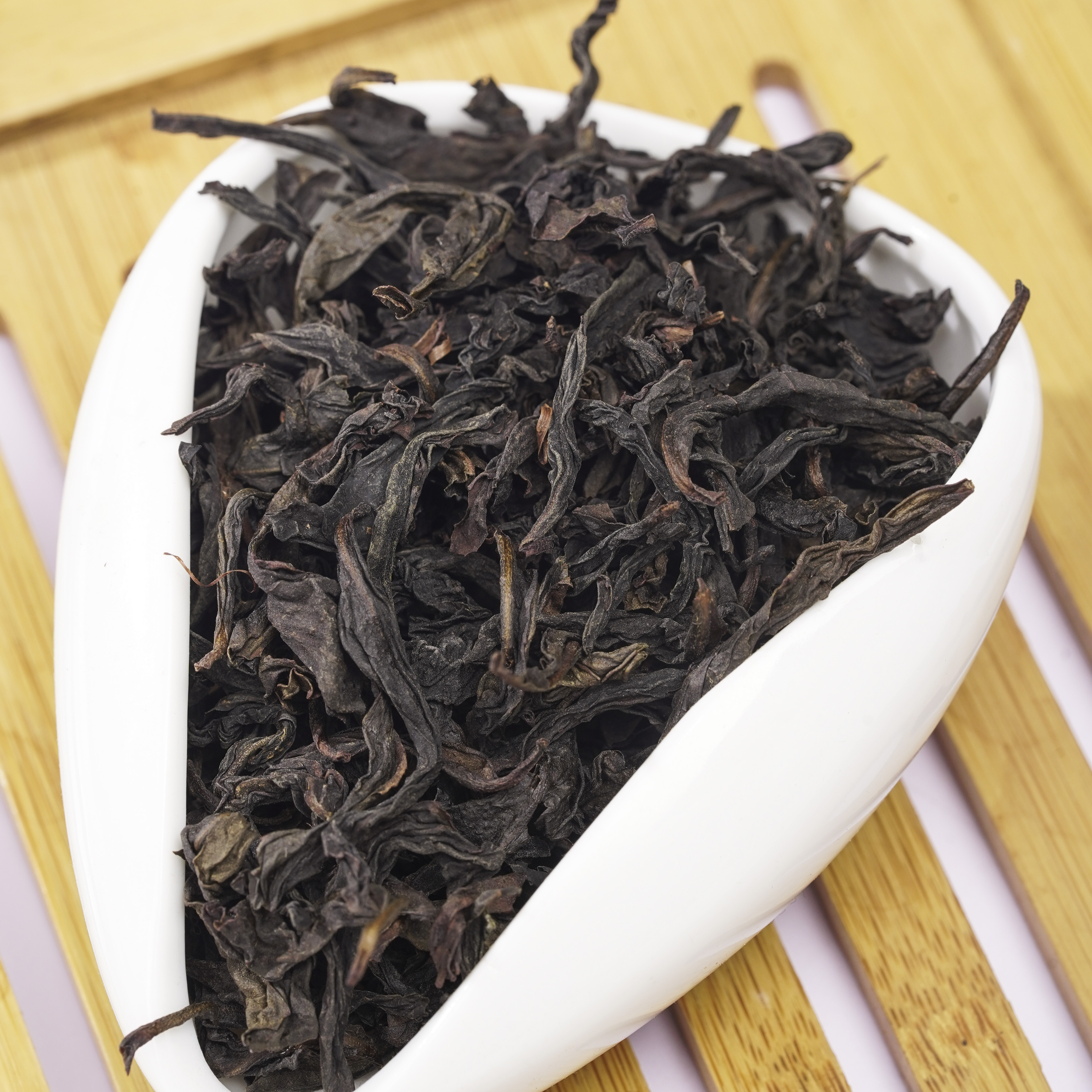 Factory price Wuyi rock tea da hong pao best sale Chinese oolong wu yi shan Fujian High fire flavored slimming loose weight tea