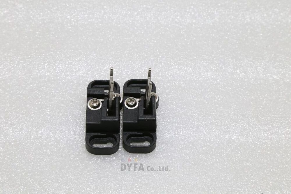 Safety door Switch Key used D4DS-K4 LOT OF 2 SEN-I-2131=D604 Fast Shipping brand-new D4DS-K4