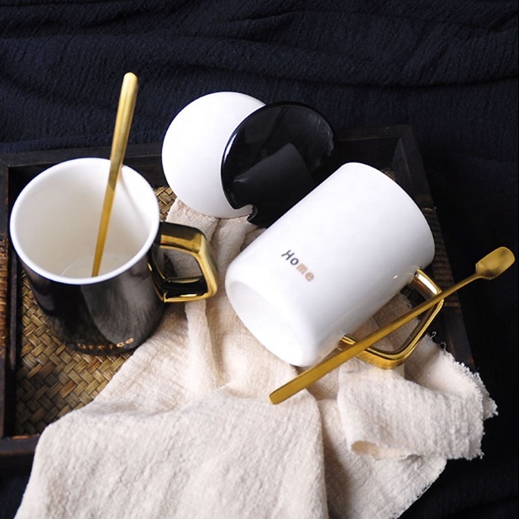 Promotional Gold Handle Ceramic Coffee Mug Reusable Gold Spoon Tea Ceramic Cup Custom Porcelain Mug