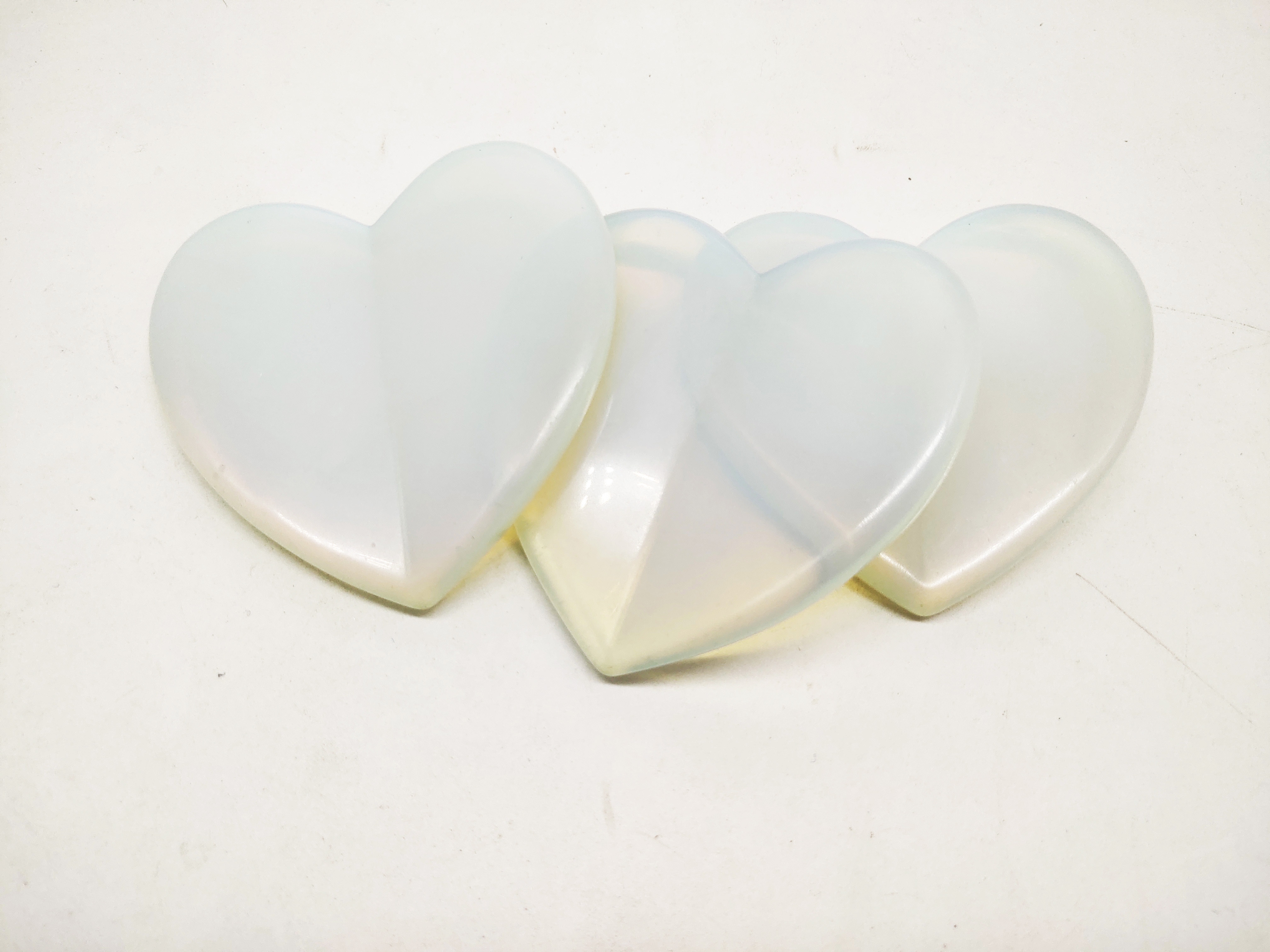 Hot Selling Heart-shaped opal Gua Sha Scraping Rose Quartz Jade Guasha Rose Stone jade roller Massage beauty skincare Tools