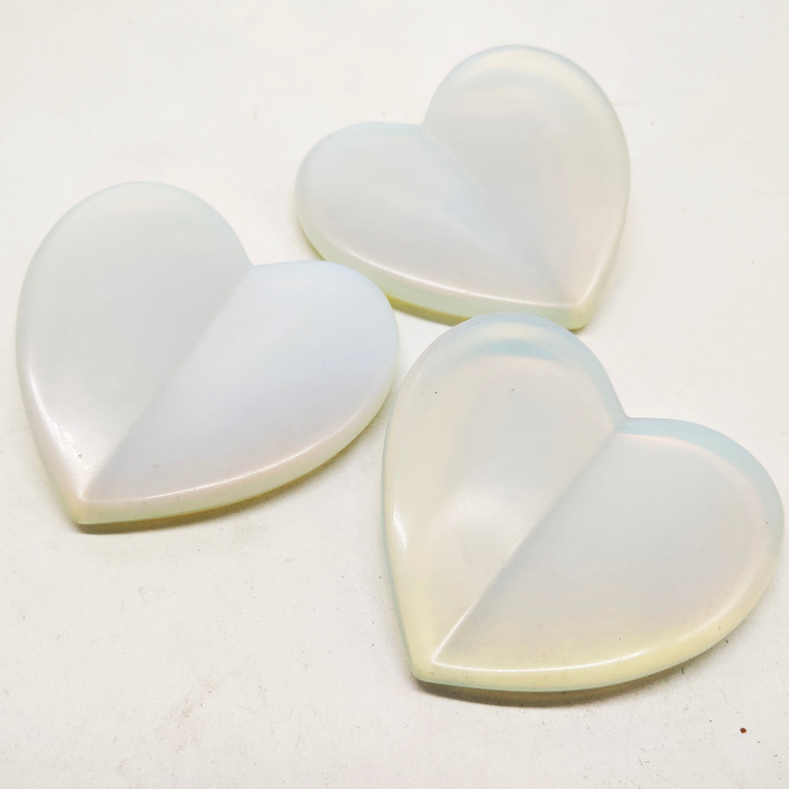 Hot Selling Heart-shaped opal Gua Sha Scraping Rose Quartz Jade Guasha Rose Stone jade roller Massage beauty skincare Tools