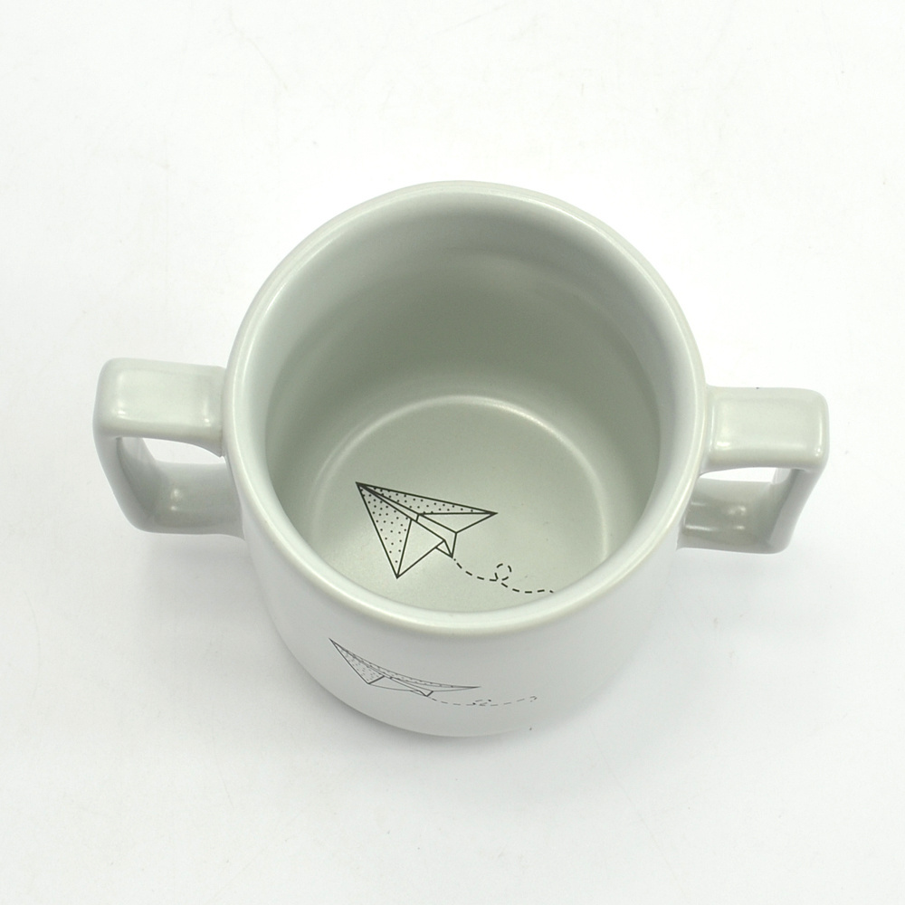 New product air plane design ceramic two-handled cup