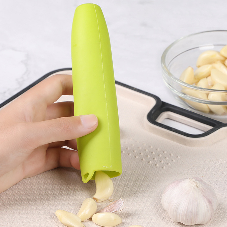 Kitchen gadget easy clean silicone garlic peeler manual soft garlic peeler