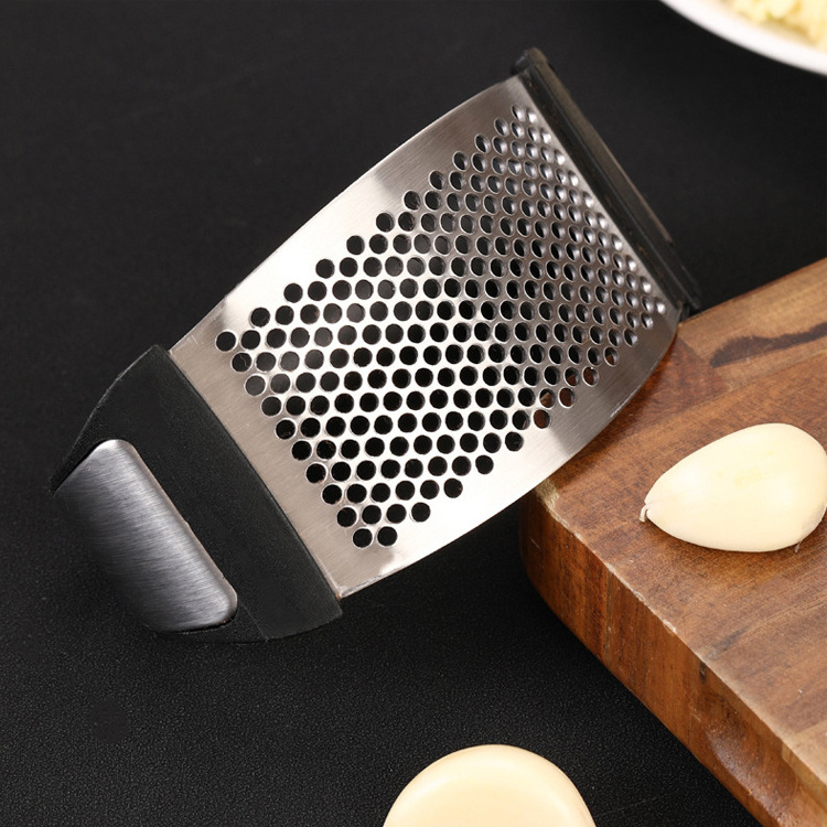 New stainless steel garlic masher press hand garlic masher manual ring garlic masher