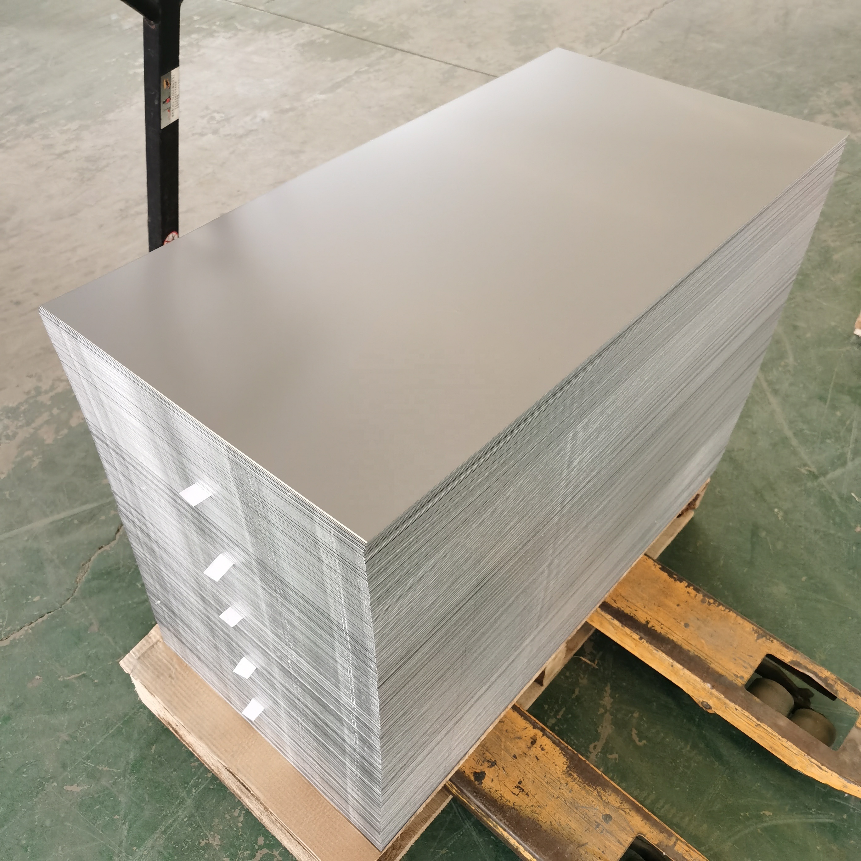 3003 H14 Aluminum Sheet Coil Roll Aluminum Sheet Coil Aluminum Sheet 2mm 3mm or Customized for Furniture