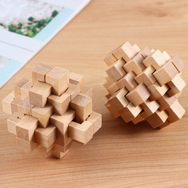 Wood interlocked brain game  Children's educational toys Kongming lock Luban lock adult decompression thinking ability ball lock