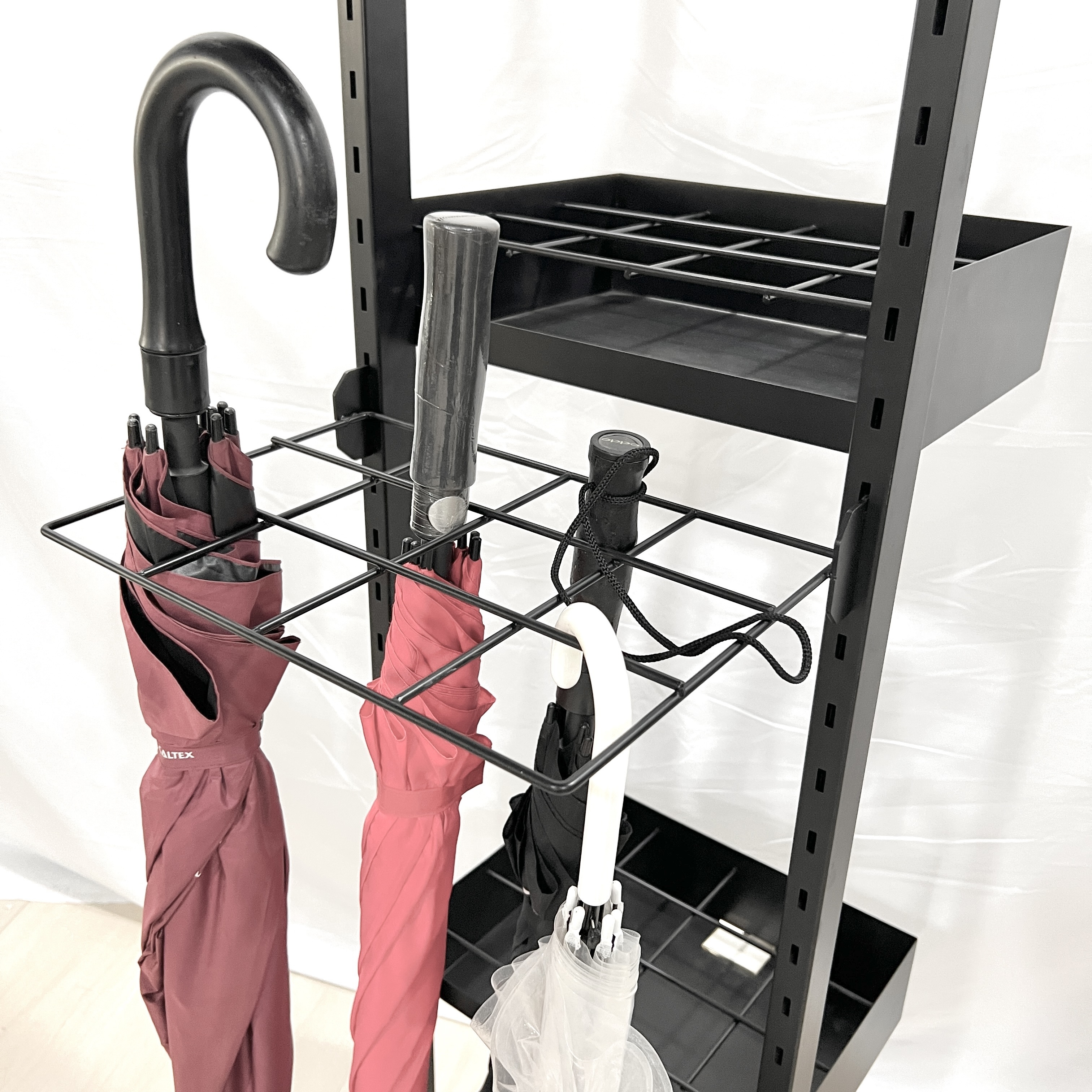 Large black color metal square put commercial rain umbrella stand holder Display rack for long and short umbrella