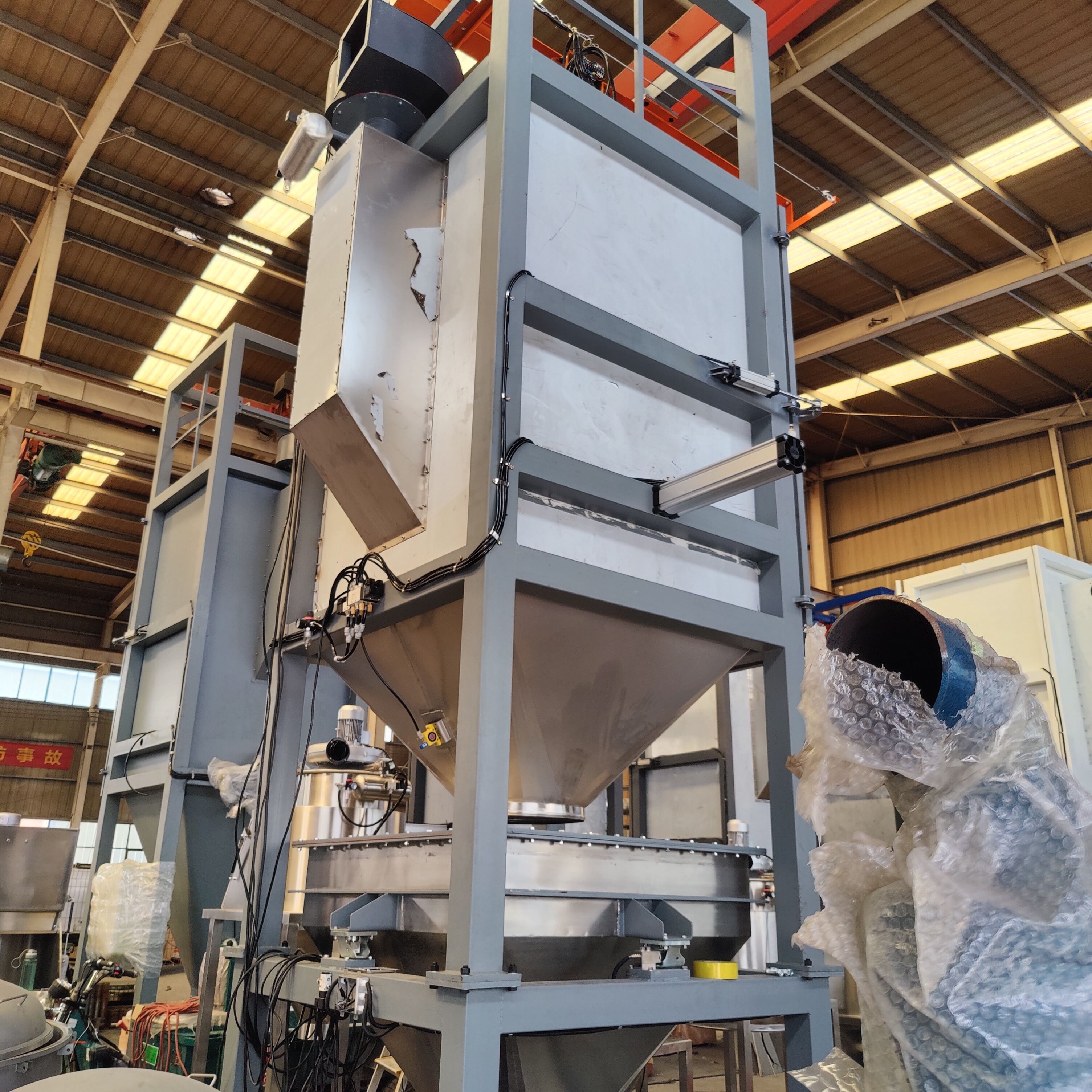 Automatic ton bag discharge station bulk big bag unloading station or bale breaker