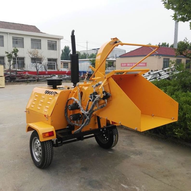 Forest 18/22/40/50hp diesel engine self powered double hydraulic feeding Farm Use Kubota Garden Shredder Wood Chipper machine