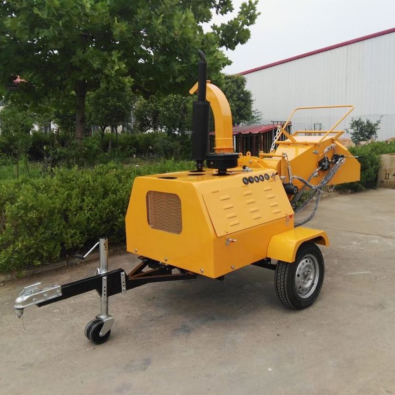 Forest 18/22/40/50hp diesel engine self powered double hydraulic feeding Farm Use Kubota Garden Shredder Wood Chipper machine