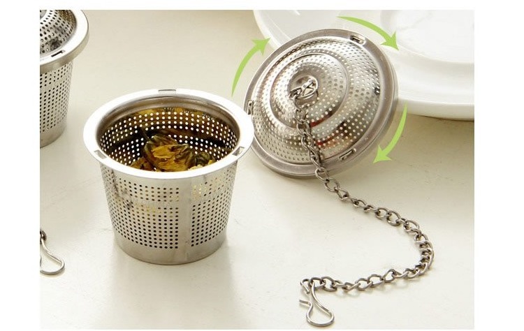 Hot sale food grade SS 304 tea infuser basket tea ball mesh filter strainer with tea scoop and drip trays