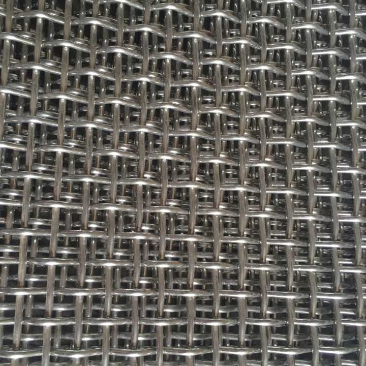 Stainless steel crimped wire mesh