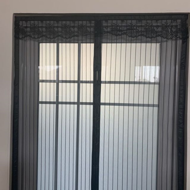 summer hot sell high quality magnetic mesh door curtain folding fly screen