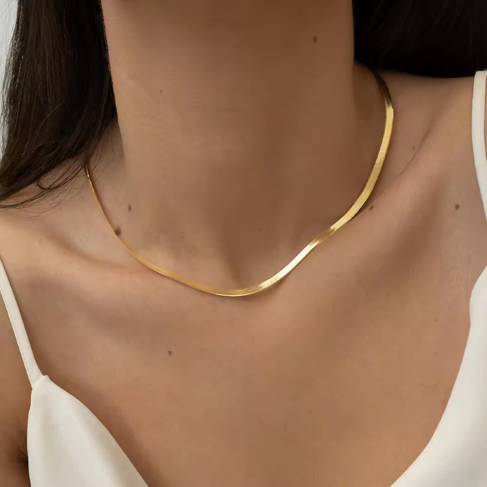 High quality 18K Gold Plated Stainless Steel Herringbone Necklace Jewelry Waterproof Flat Snake Chain Clavicle Necklace Femme