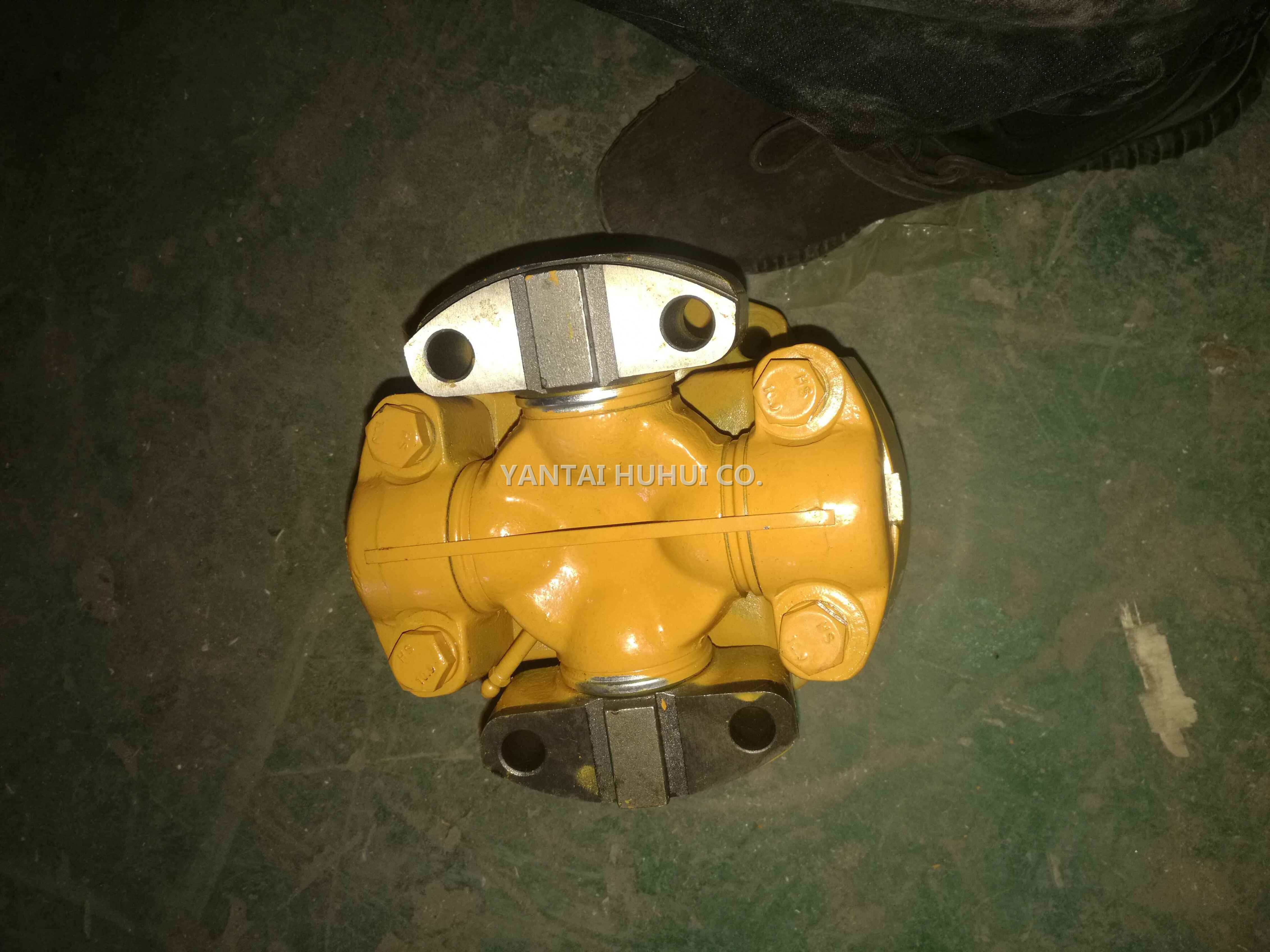 D155-2 Transmission Assy, Torque Converter & Universal Joint for Bulldozer