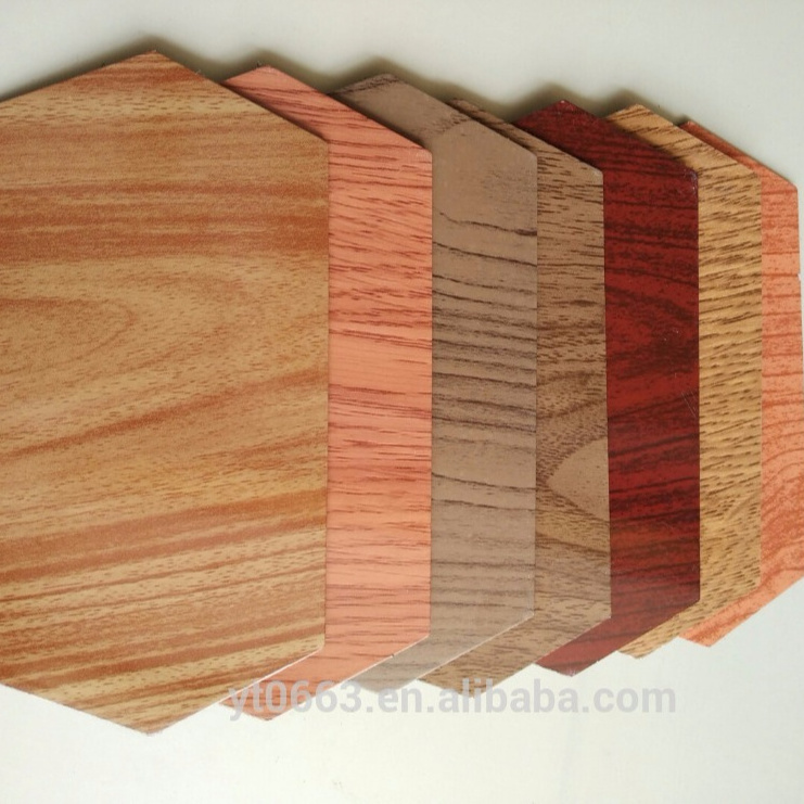 Wood grain aluminum siding panel