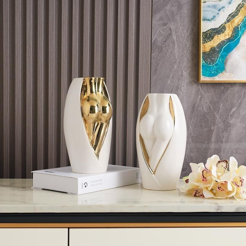 Modern Art Creative Female Body Sexy Booty Ceramic Flower Vase for Home Decor