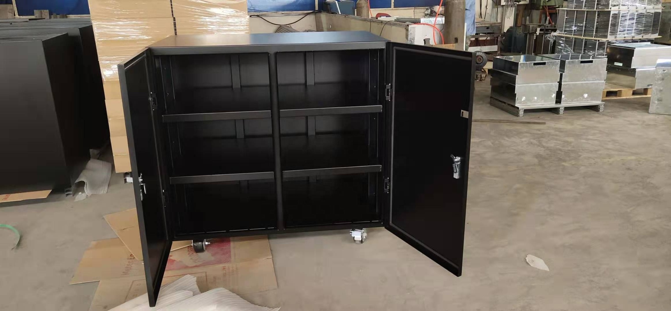 IP65 mount battery rack Cabinet Weatherproof Outdoor Cabinet CUSTOM manufacture solar battery cabinet