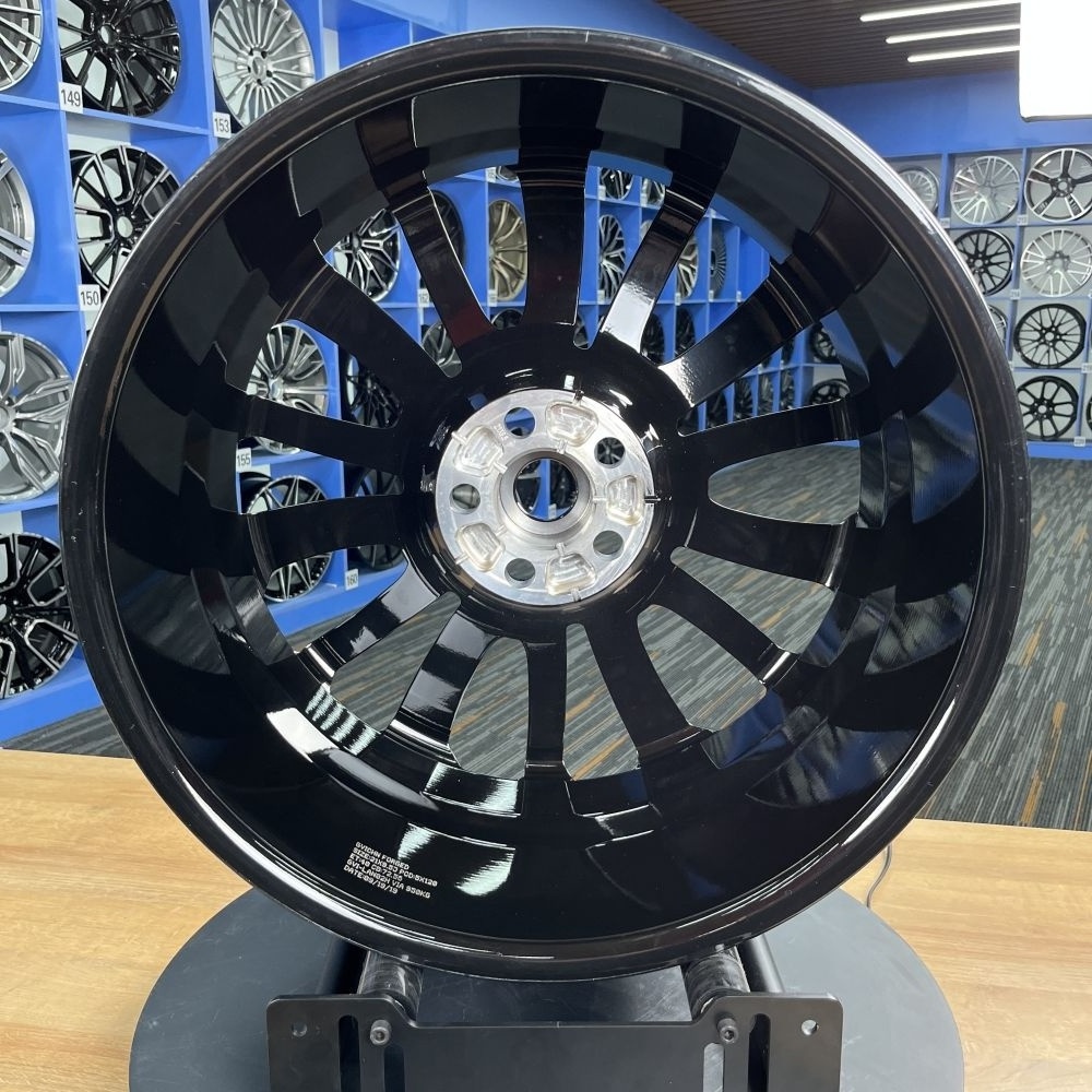 YTD Hot Sale Sport Rim 15 16 17 18 19 20 Inch 4 5 6 8 Holes Forged Wheels for Land Rover Range Rover Defender Ford Mustang Dodge