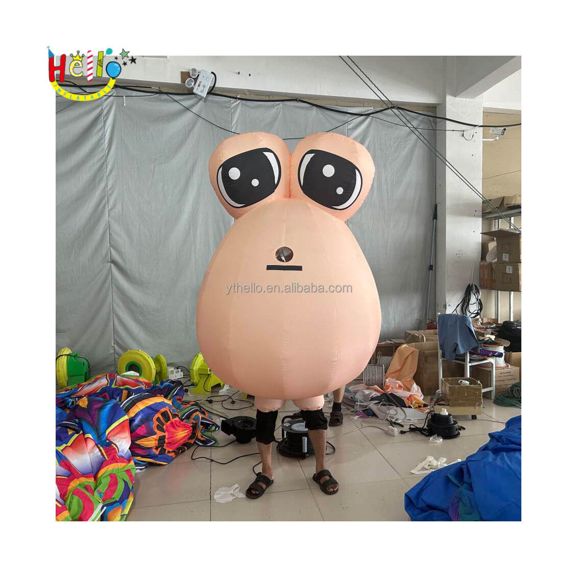 Hot Sale Inflatable Walking Cartoon Costume Big Eyes Inflatable Mascot Costume