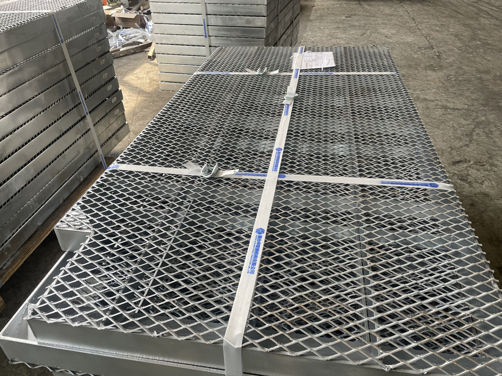 Heavy Duty Steel Decking Grating Price for Sheep Farm