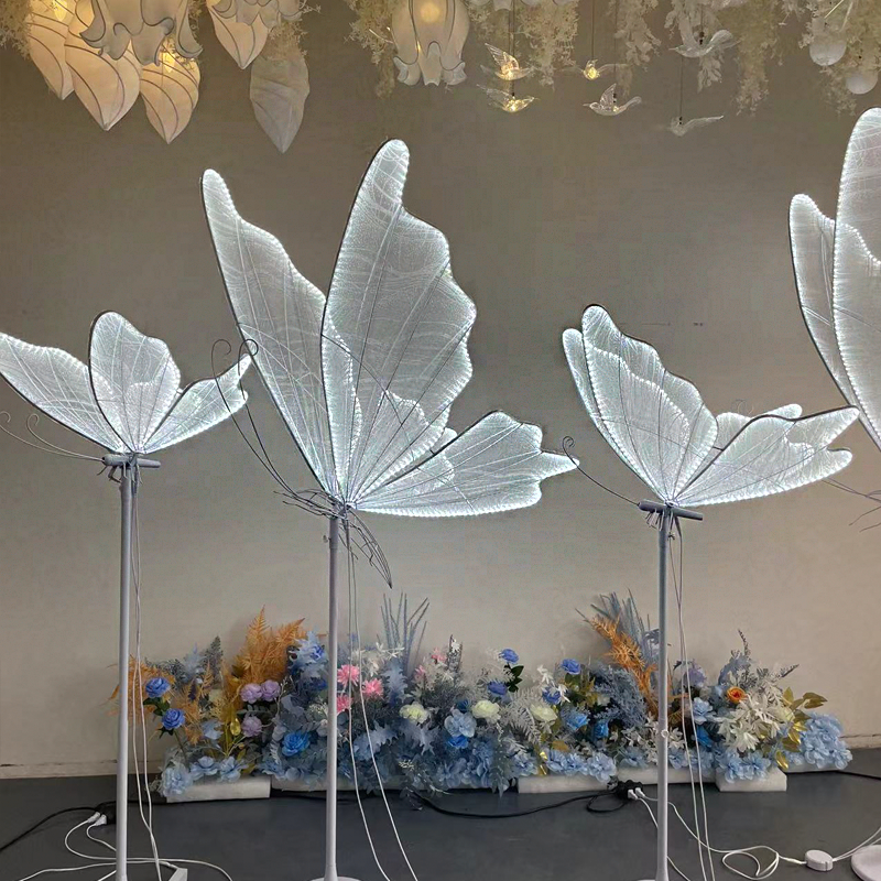 Wholesale butterfly large warm white led light wedding lighted butterfly for wedding event decorations