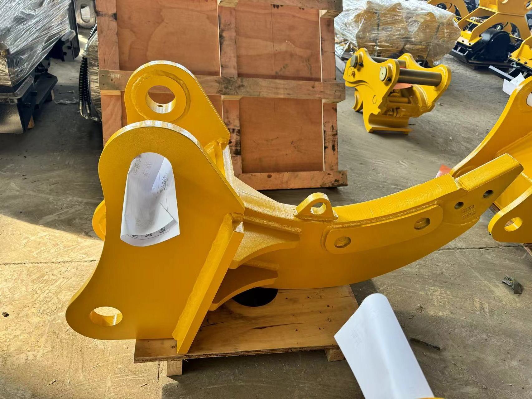 New Excavator Rock Single Tine Ripper Tooth/Hook Attachment Condition New Core Components Engine