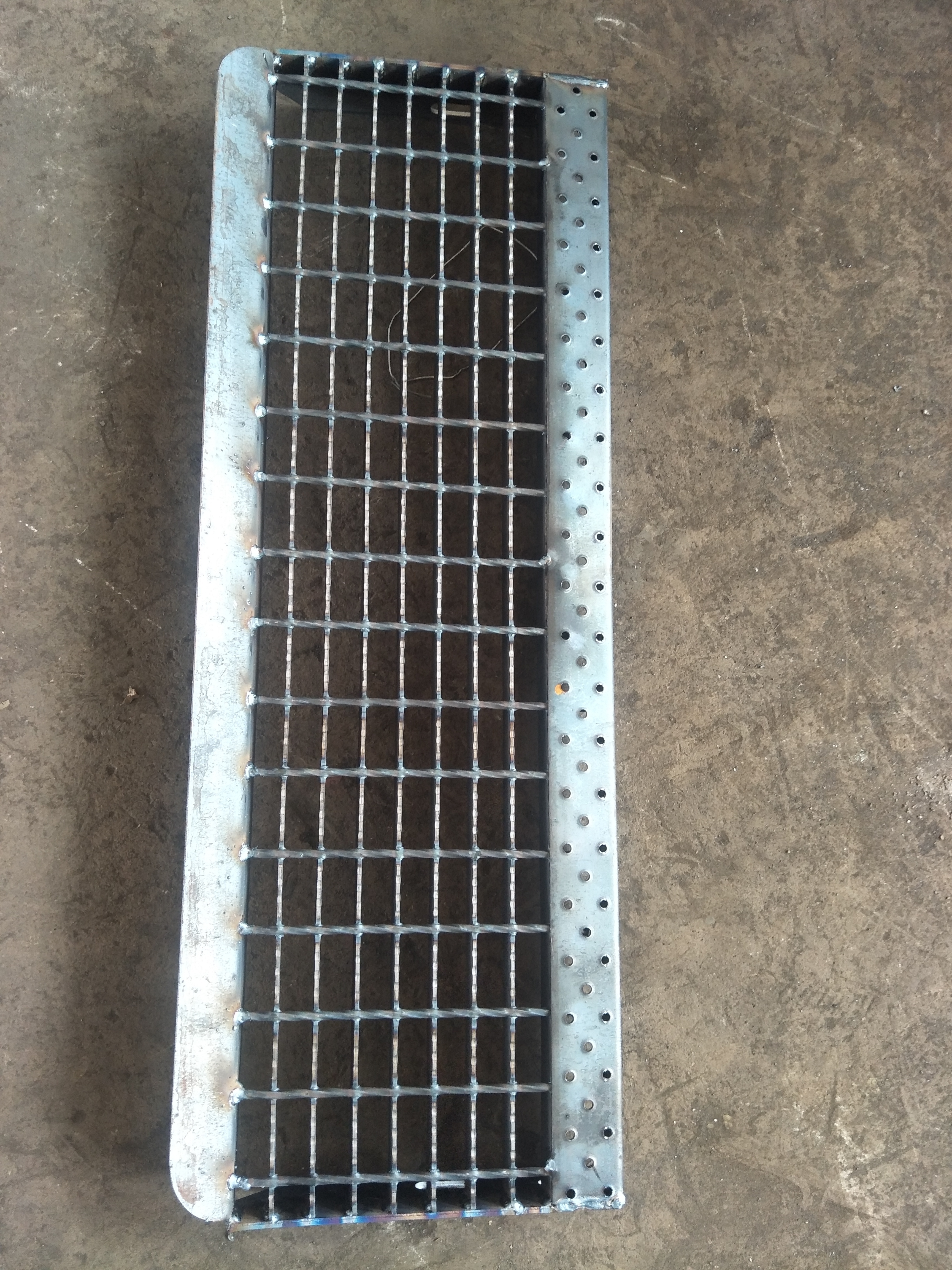 Manufacturer high quality stainless hot dip galvanized catwalk steel grating