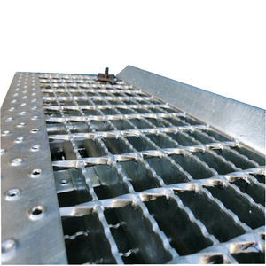 Manufacturer high quality stainless hot dip galvanized catwalk steel grating anti slip stair tread grating