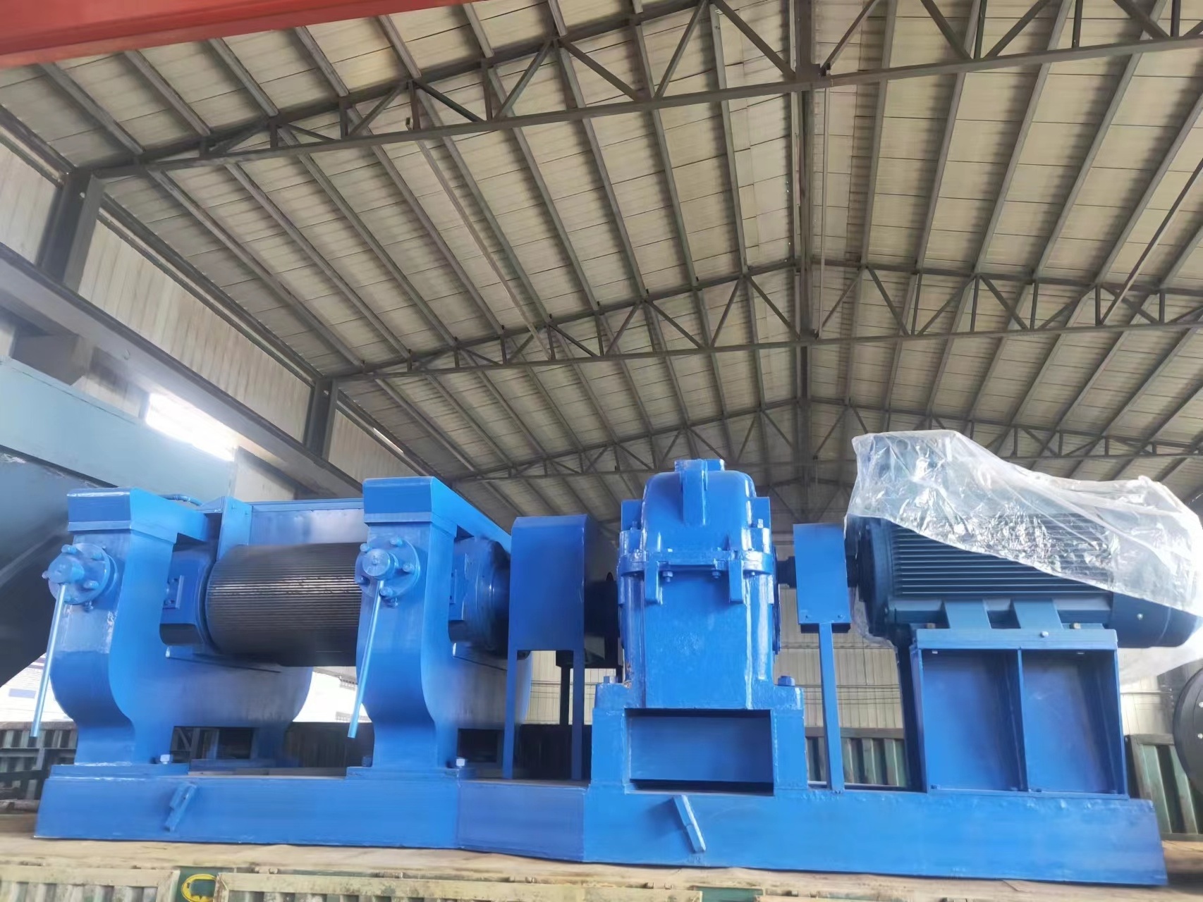 Tire shredder,tyre recycling machine,machine for waste tyre recycling forrubber cutting