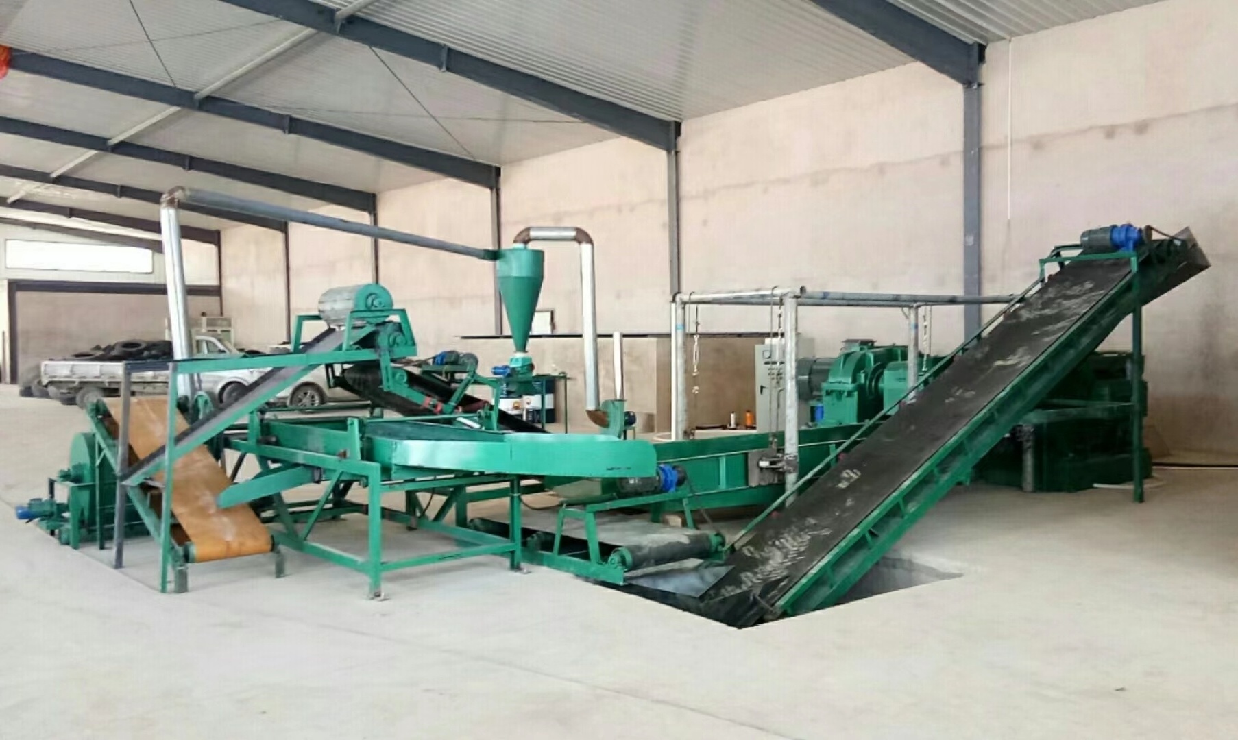 Tire Recycling Rubber Shredder Machine, Tyre Shredder Plant, Tire Granulator Machinery