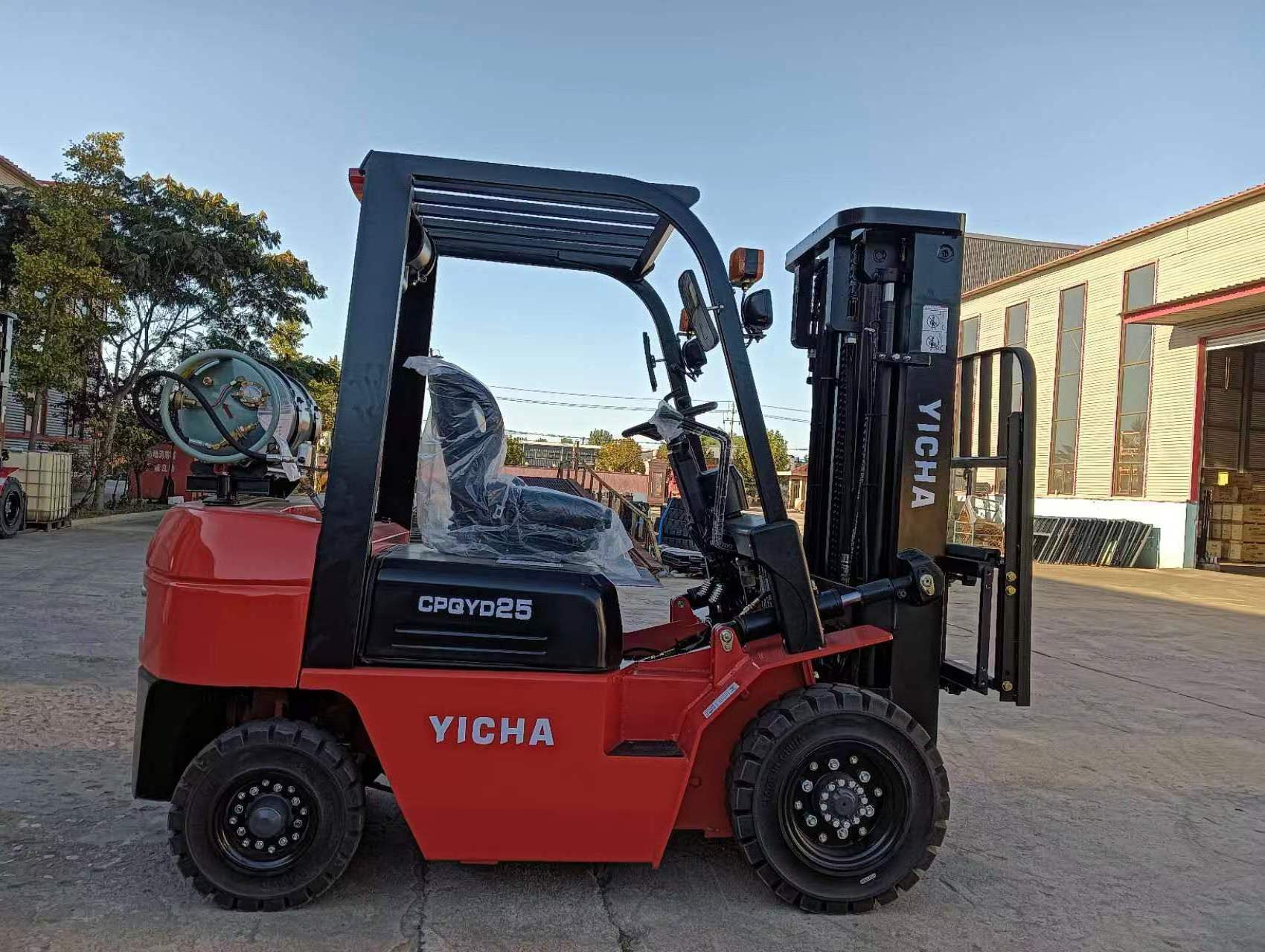 China Manufacturer small dual fuel lpg gas forklift 1.5 ton 3ton 2 ton 3.5 ton 4 ton 5 ton propane Energy Forklift