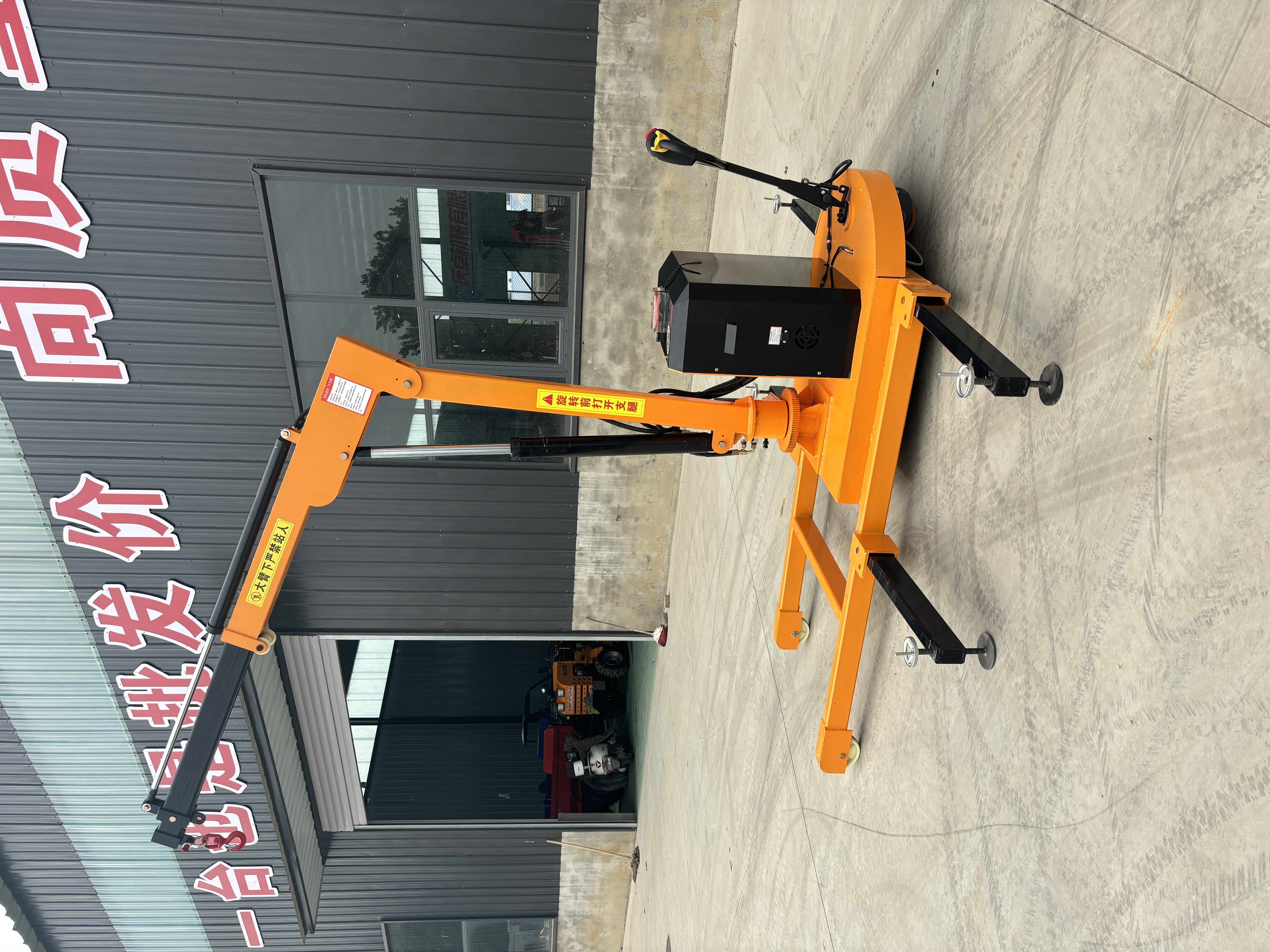 China High Quality Fully Passenger-Carrying Type Remote Control Electric Lifting Crane