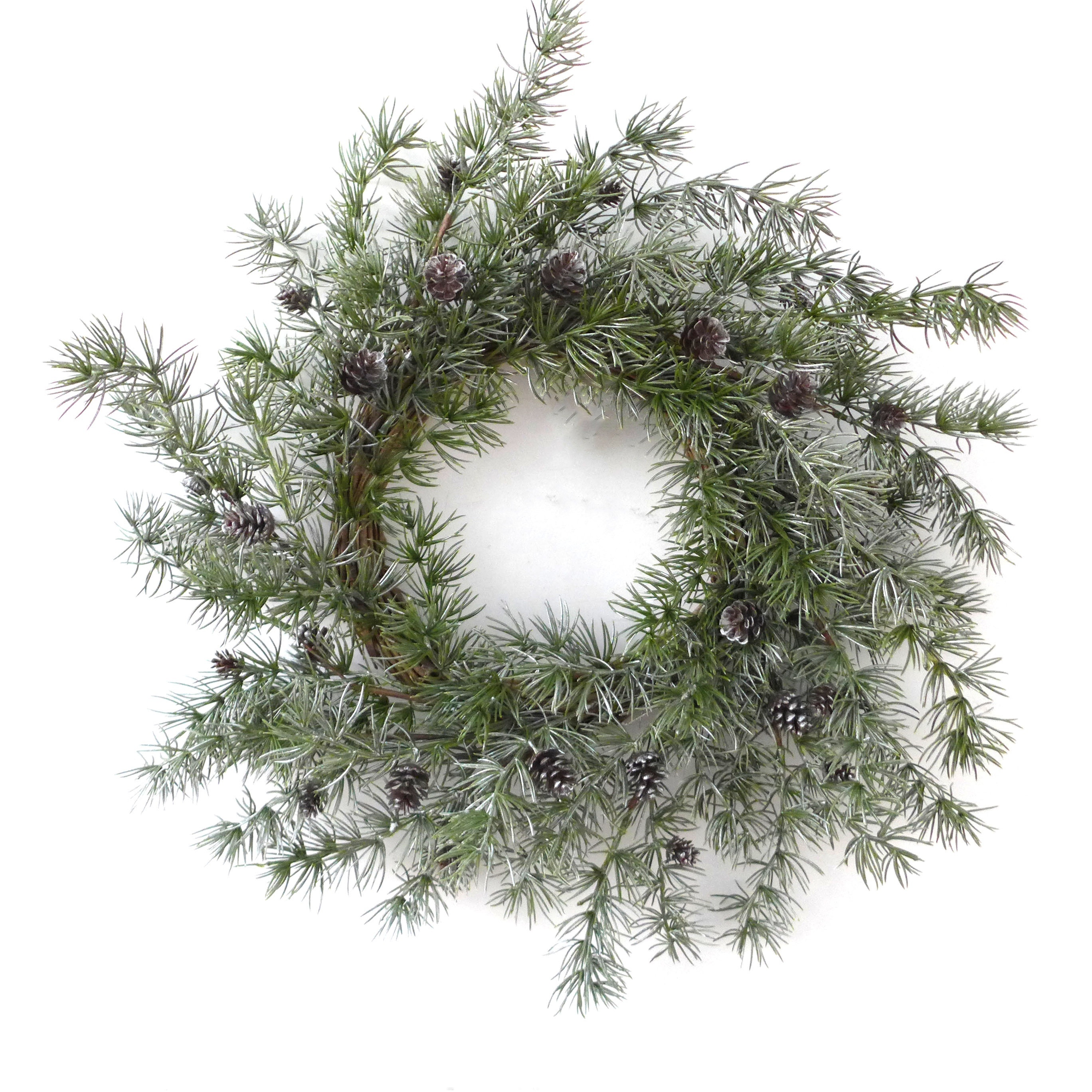 Home Decor Cedar Snowy Pine Leaf Christmas Decoration with Pinecones Berries Wreath Elegant Garland for Festive Home Decorations