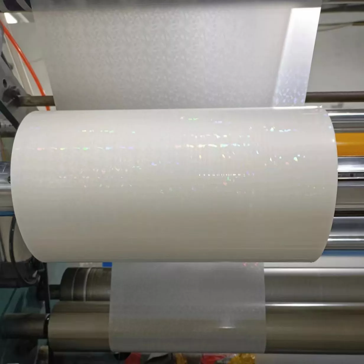 Holographic film for laminating Roll BOPP thermal lamination film