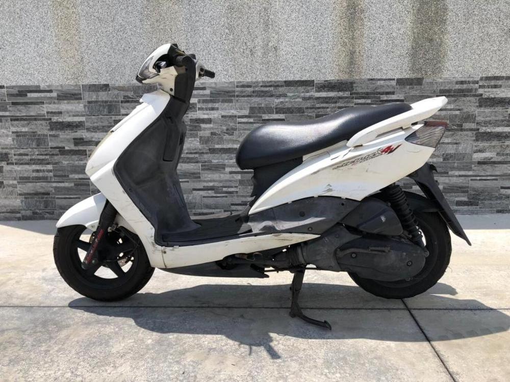 Used Motorcycle  CYGNUS 125cc Wholesale Scooter From Taiwan