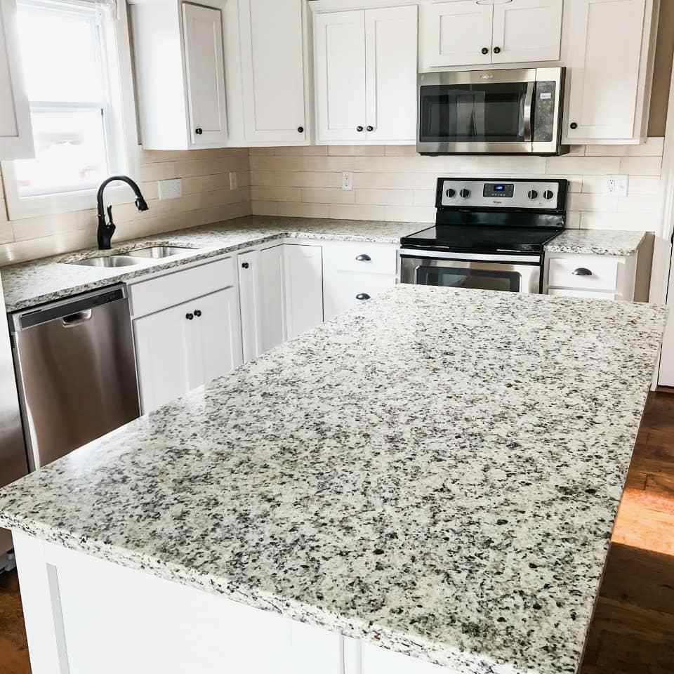 Natural Granite Stone Countertop Prefab White Granite Kitchen Countertop