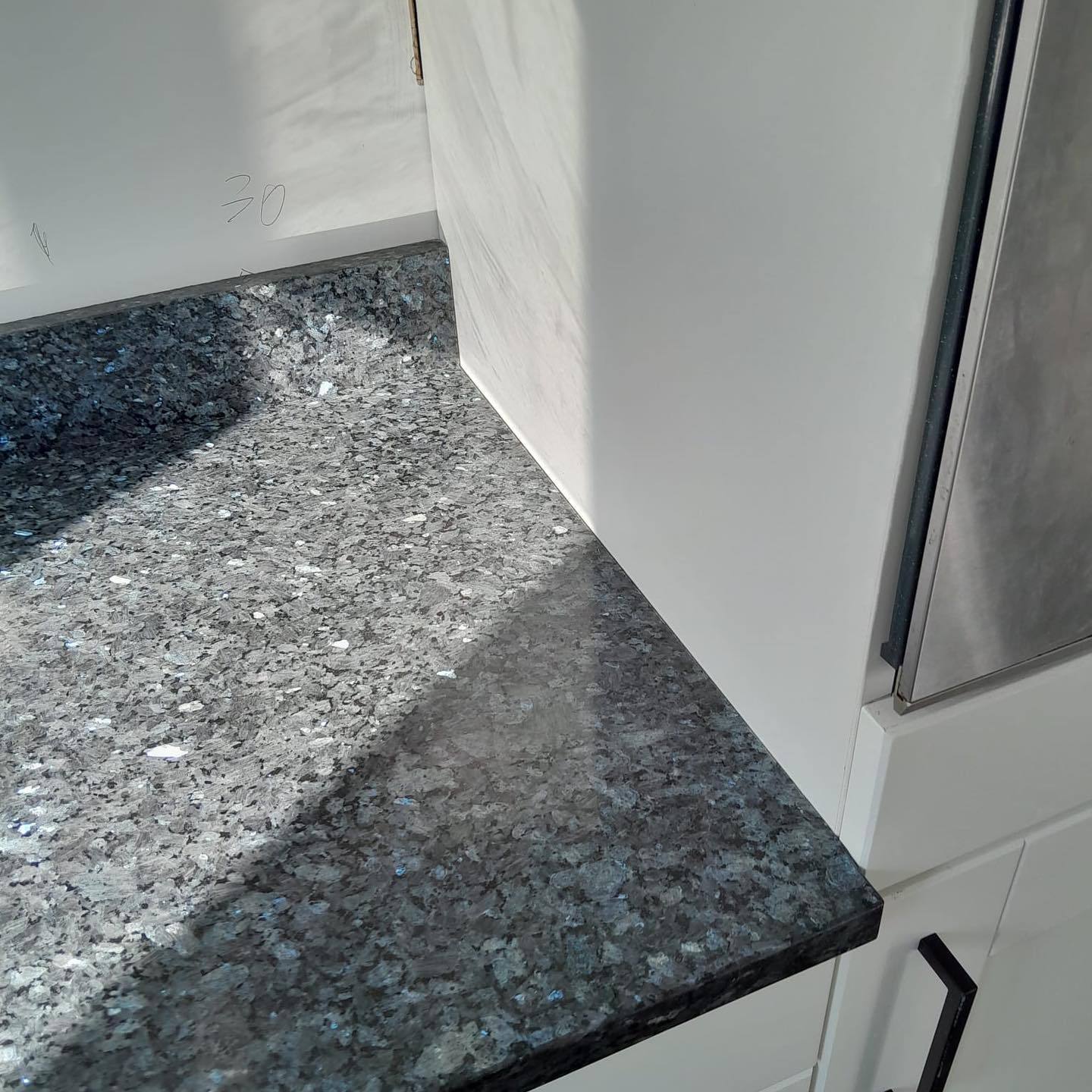 YD STONE Natural Polished Granite Kitchen Countertop Polished Norway Blue Pearl Granite