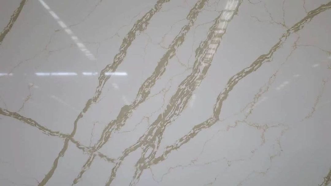 Factory Price Quartz Stone Countertop Kitchen Island Quartz Slab Calacatta Artificial Quartz