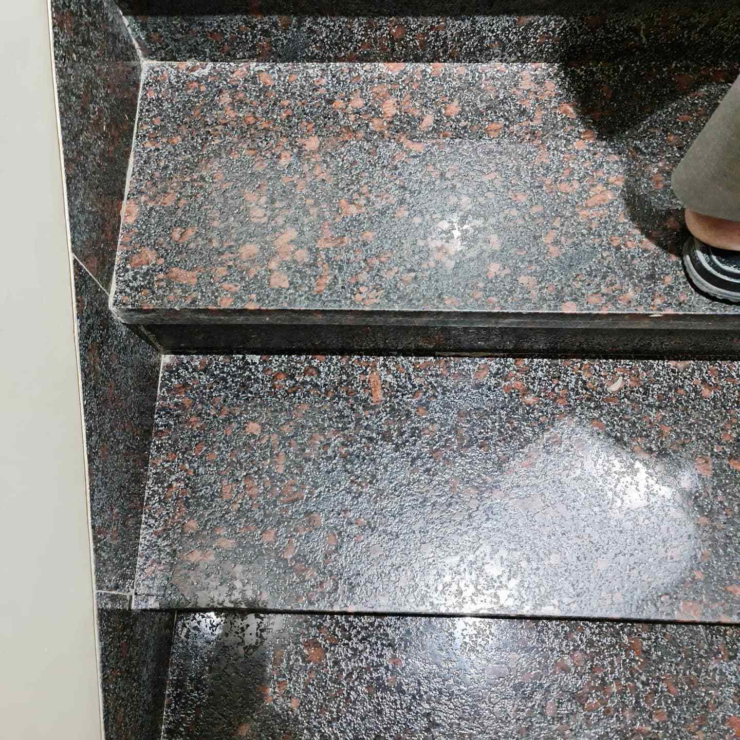 YD STONE Natural Brown Granite Tile Step Polished Indoor Outdoor Tan Brown Granite Stairs