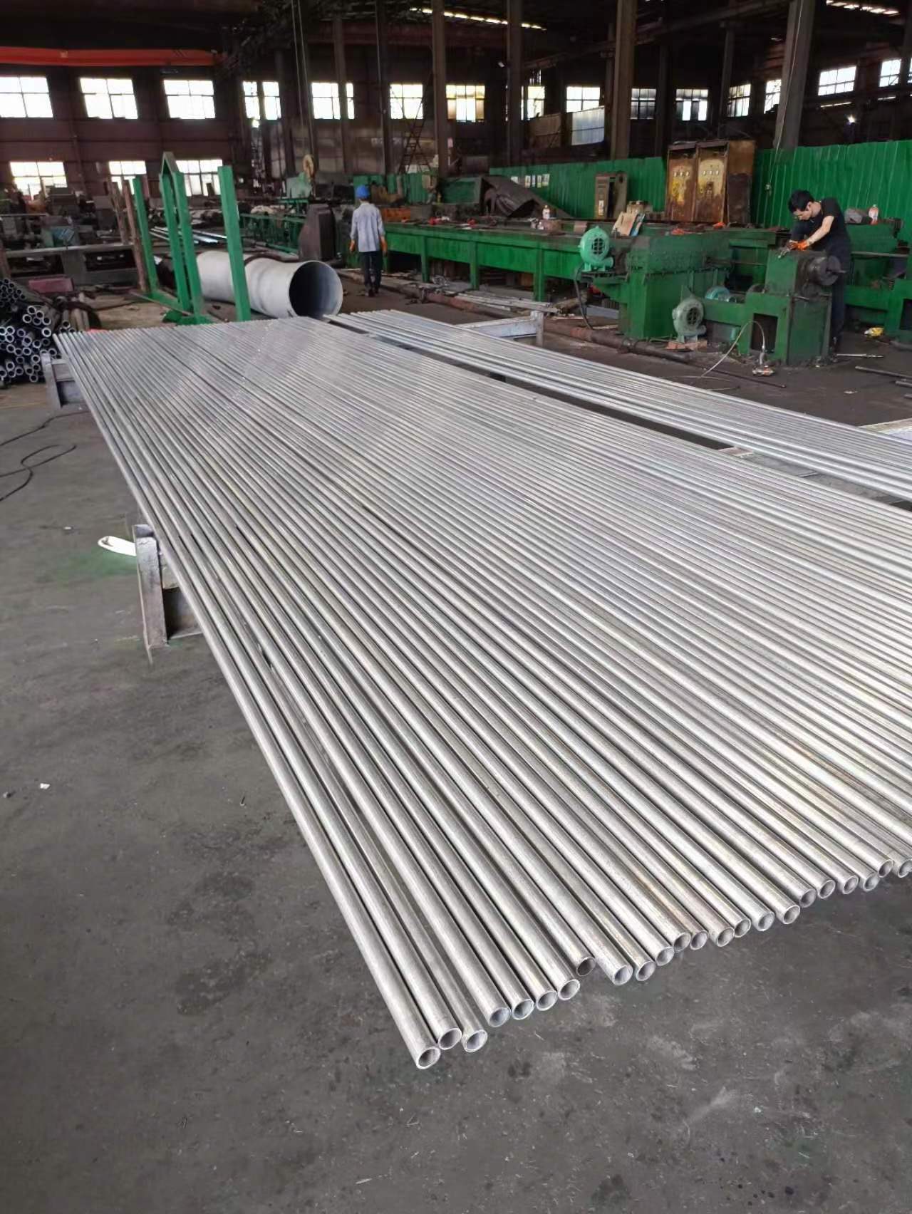 304 Round Stainless Steel Pipe Seamless  22.8 of SeamlessTube s304 Cuted Seamless Pipe