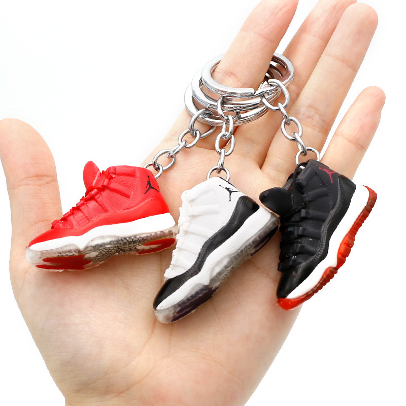 Wholesale Fashion 3D Mini  Sneaker key chain 3D MINI Sports Shoe keychain