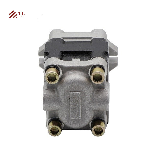 VIO30-2 VIO30 Gear Pump 172441-73101 Pompa Idraulica Completa Nachi 172441-73110 Gear Pump VIO40 VIO35 Main Pump 172459-73512