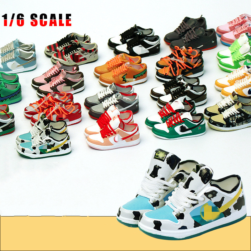 Wholesale 3d mini shoe key chain with box Jordan mini shoe 3D Mini Dunk high n,ike sb dunks low