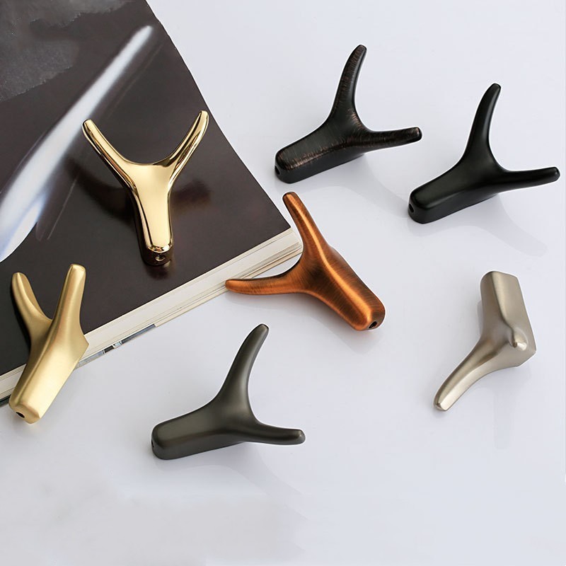 Factory Wholesale Modern Metal Hook Nordic Horn Clothes Bathroom Closet Door Wall Hanger Hook